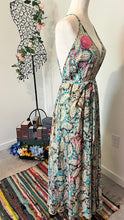 Load image into Gallery viewer, T- Dress
